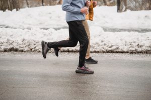 Strój do biegania jesienią i zimą